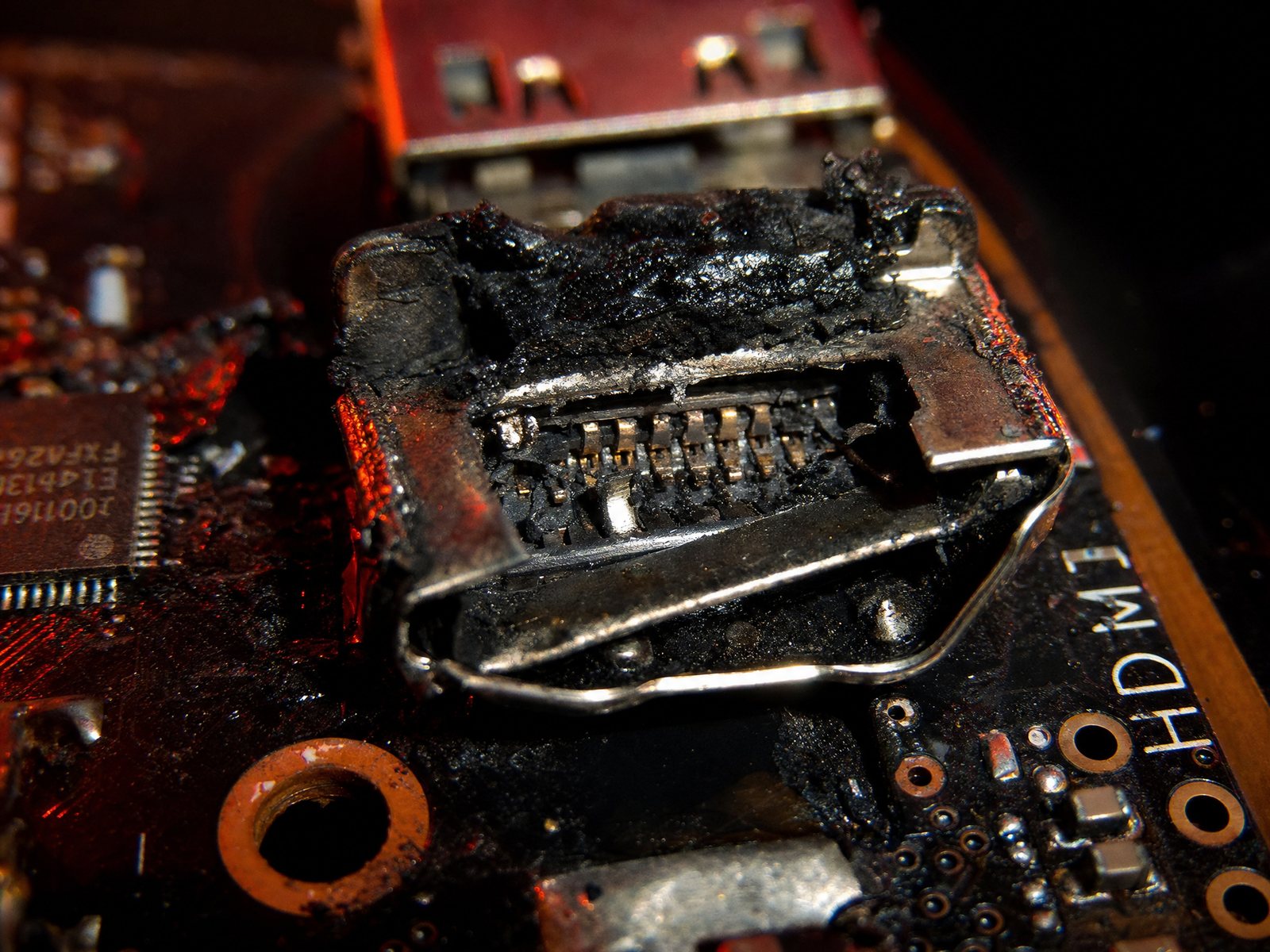 Damaged HDMI port